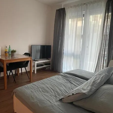 Emperors Baths - Cozy Modern Apartment *